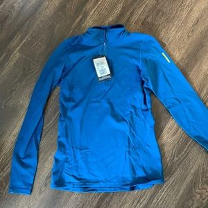 Arcteryx women’s zip neck